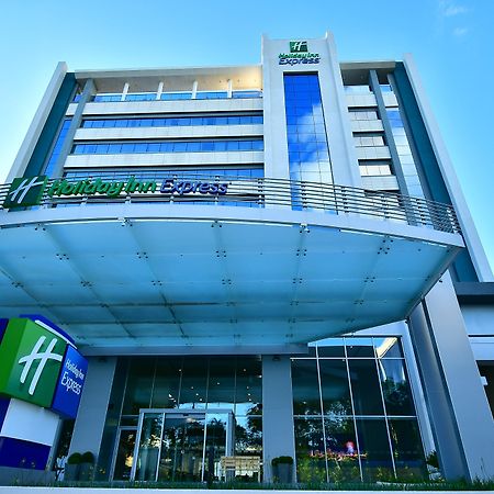 Holiday Inn Express Asuncion Aviadores , An Ihg Hotel Exteriér fotografie