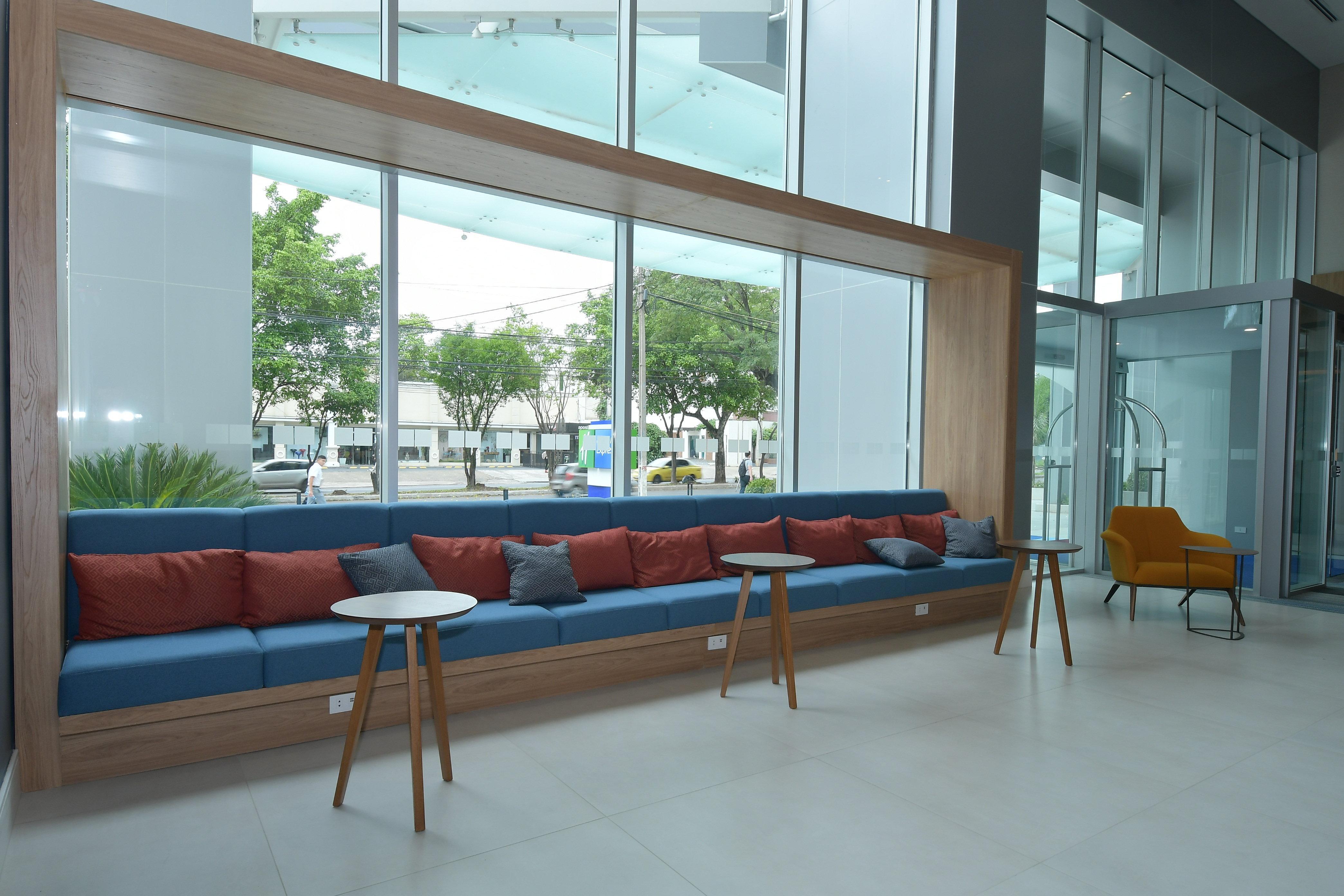 Holiday Inn Express Asuncion Aviadores By Ihg Exteriér fotografie