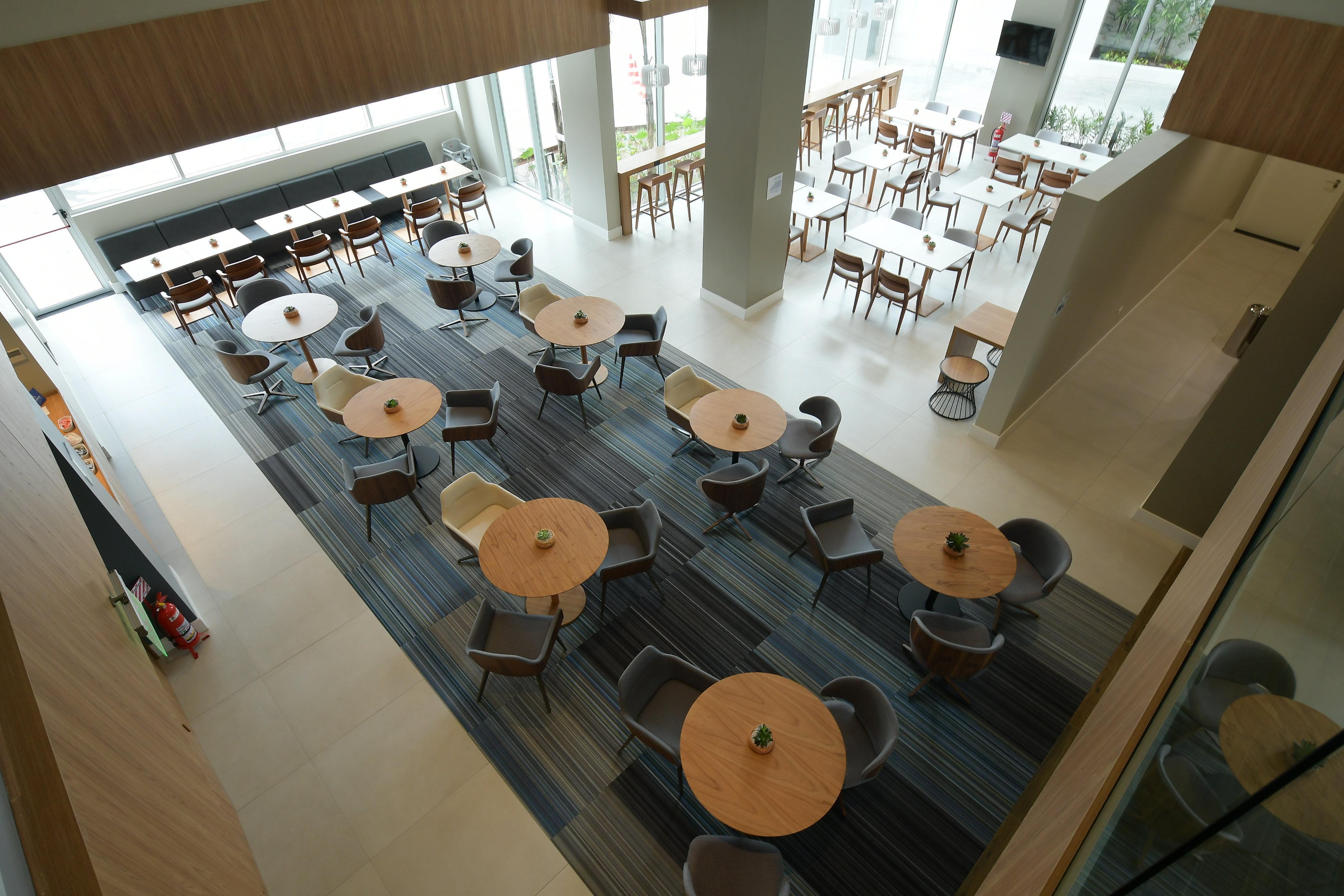 Holiday Inn Express Asuncion Aviadores By Ihg Exteriér fotografie