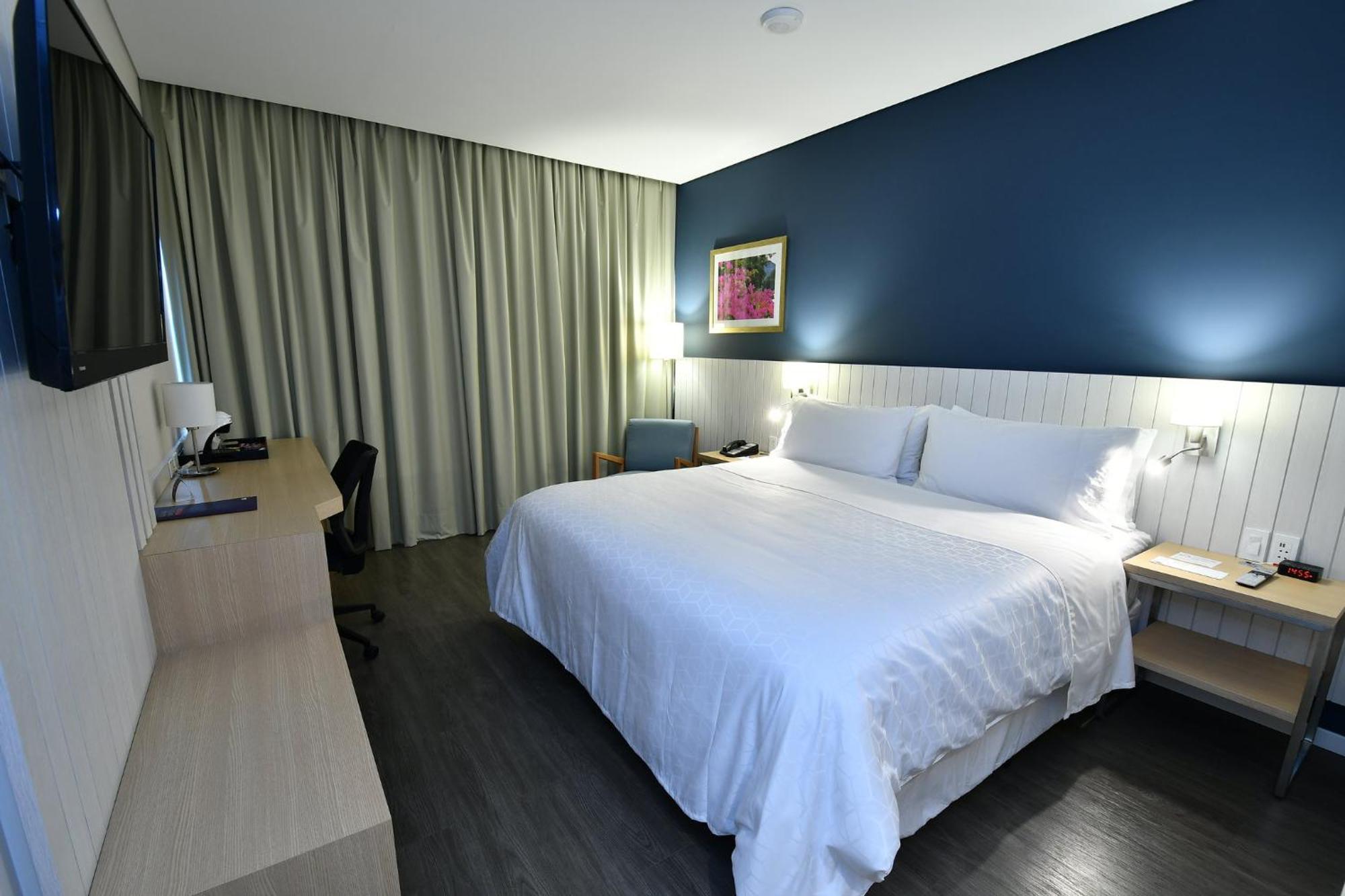 Holiday Inn Express Asuncion Aviadores By Ihg Exteriér fotografie