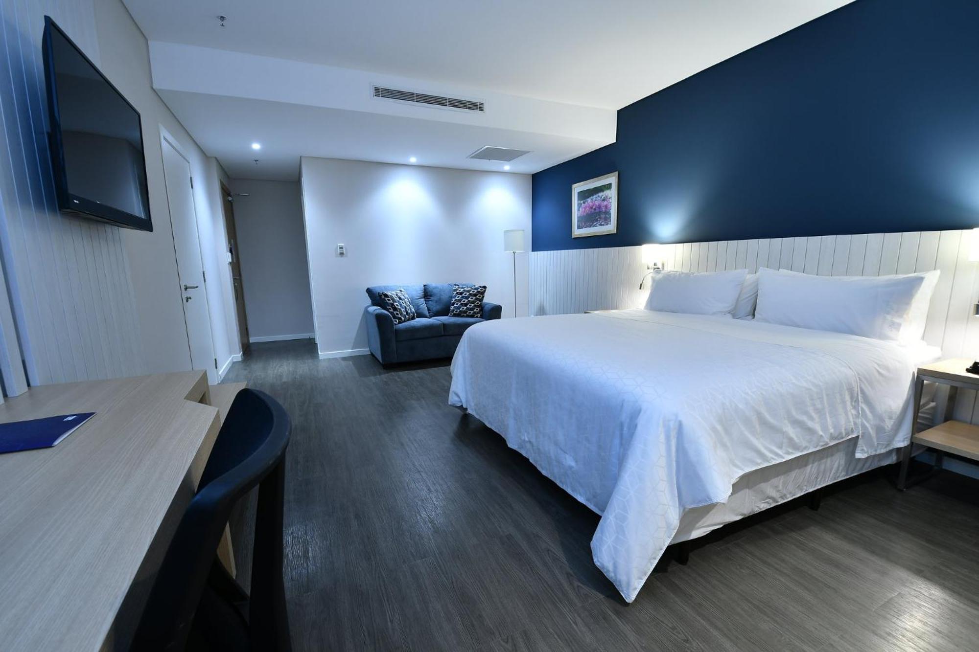 Holiday Inn Express Asuncion Aviadores By Ihg Exteriér fotografie